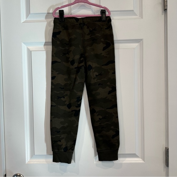Old Navy Camo Joggers Size 5T NWOT‎ - Picture 3 of 3